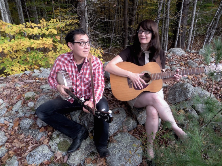 The folk duo Hungrytown - Ken Anderson and Rebecca Hall - will play a free concert at the Watertown Library.