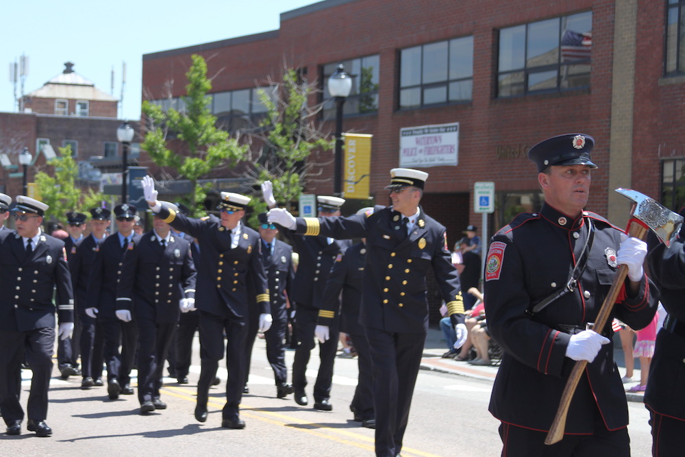 Big Crowds Come Out for 2019 Watertown Memorial Day Parade Watertown News