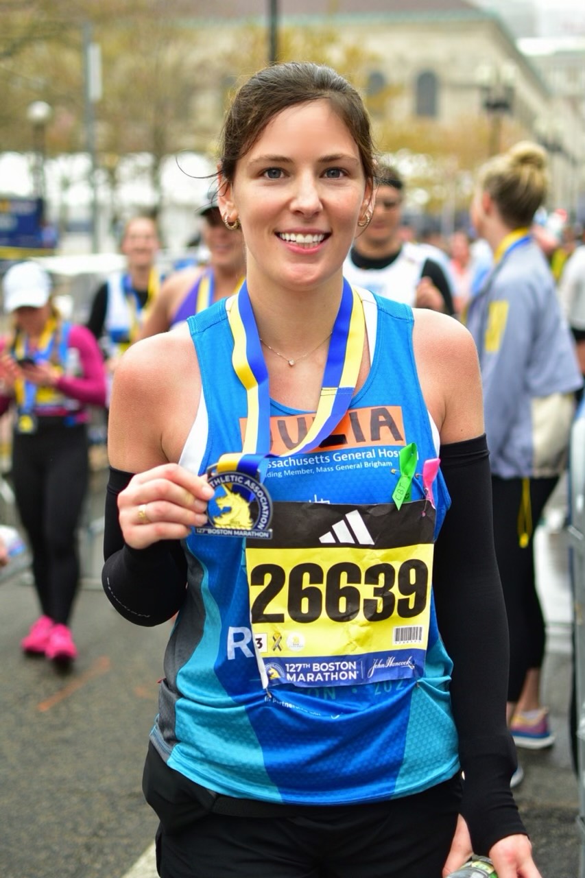 Pair of Sisters Run Marathon for Hospital That Gave Their Mother Cancer